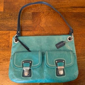Coach Leather Purse... Great Condition